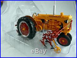 Minneapolis Moline U with plow Alloy Tractor models 1/16 $