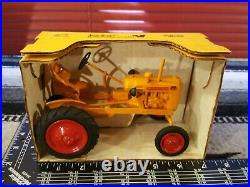 Minneapolis Moline V (Avery) 1/16 Diecast Tractor Replica by Pioneer Collectible