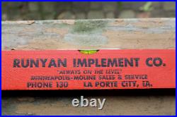 NEAR MINT 1940s era MINNEAPOLIS MOLINE TRACTOR Old La Porte City IA Wood Level