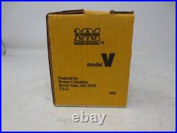 Pioneer Collectibles 1/16 Minneapolis Moline Model V Avery Farm Toy Tractor