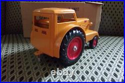 Rare Minneapolis Moline UDLX Comfort Tractor 1/16 Scale Model P. GOLD RUSH 1984