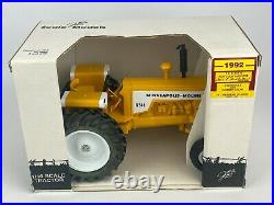 Scale Models Minneapolis-Moline G 940 1/16 Scale Toy Tractor 1992 Toy Show
