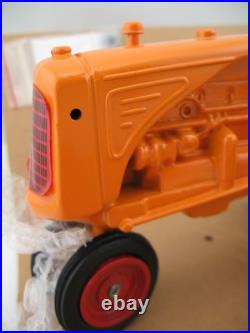 SpecCast 116 Tractor Model 1989 Minneapolis Moline UTU, MIB