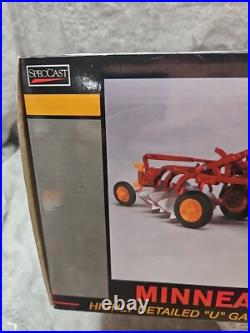 SpecCast 1/16 Minneapolis Moline U Gas Tractor With MM 3 Bottom Plow SCT 298