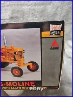 SpecCast 1/16 Minneapolis Moline U Gas Tractor With MM 3 Bottom Plow SCT 298