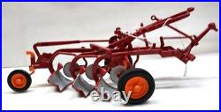 SpecCast 1/16 Minneapolis Moline U Gas Tractor With MM 3 Bottom Plow SCT 298