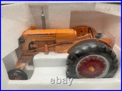 Speccast 1/16 Minneapolis Moline UTE LP Gas Tractor With Red Wheels NIB