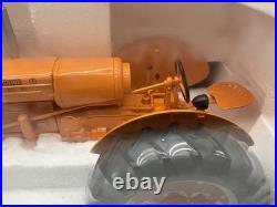 Speccast 1/16 Minneapolis Moline UTE LP Gas Tractor With Red Wheels NIB