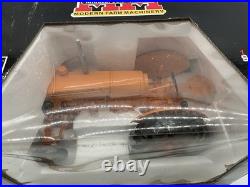 Speccast 1/16 Minneapolis Moline UTE LP Gas Tractor With Red Wheels NIB