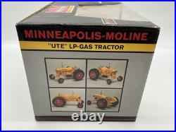 Speccast 1/16 Minneapolis Moline UTE LP Gas Tractor With Red Wheels NIB