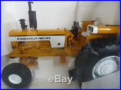 Speccast Highly Detailed 1/16 Scale Minneapolis Moline G-1355 Farm Toy Tractor