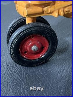 Vintage 1950/60s Toy 1/16 Scale MM Minneapolis Moline UB NF Tractor Excellent