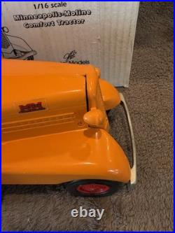 Vintage JLE Scale Models 1938 Minneapolis Moline UDLX Comfort Tractor 1/16