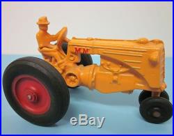 Vintage MM Minneapolis Moline Metal Toy Farm Tractor withHard Rubber Wheels vg7589