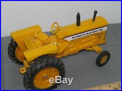 Vintage Minneapolis Moline MM G1000 Toy Tractor 116 Ertl Sharp