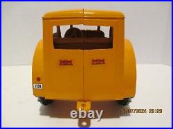 Vintage Minneapolis Moline toy 1/16 tractor and Ertl'55 Chevy Delivery. Farm