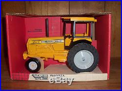 WFE SPIRIT OF MINNEAPOLIS MOLINE TRACTOR, BY SCALE MODELS, NIB, 1/16 Scale