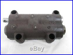 White Valve Housing For Field Boss Tractors 2-110 and 2-180 (30-3151190)
